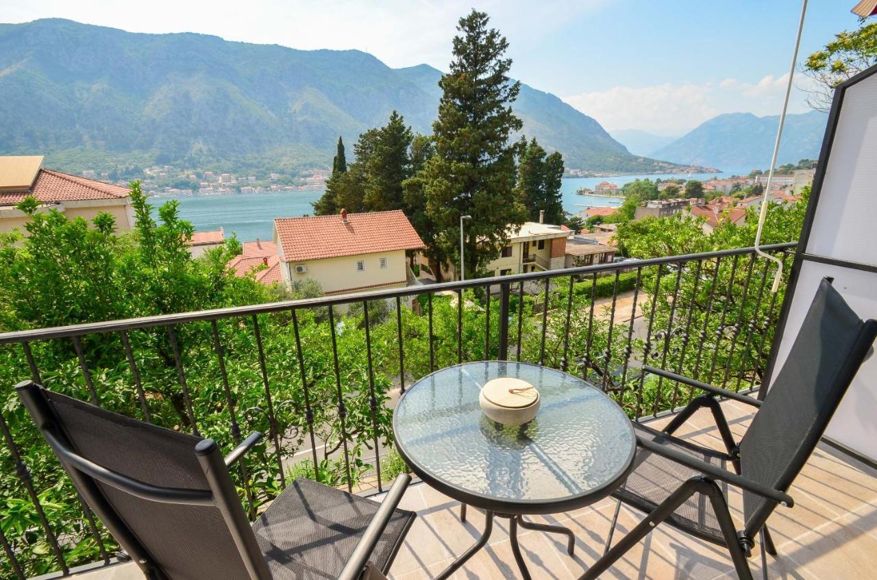 Bay View Apartments Kotor Exterior photo