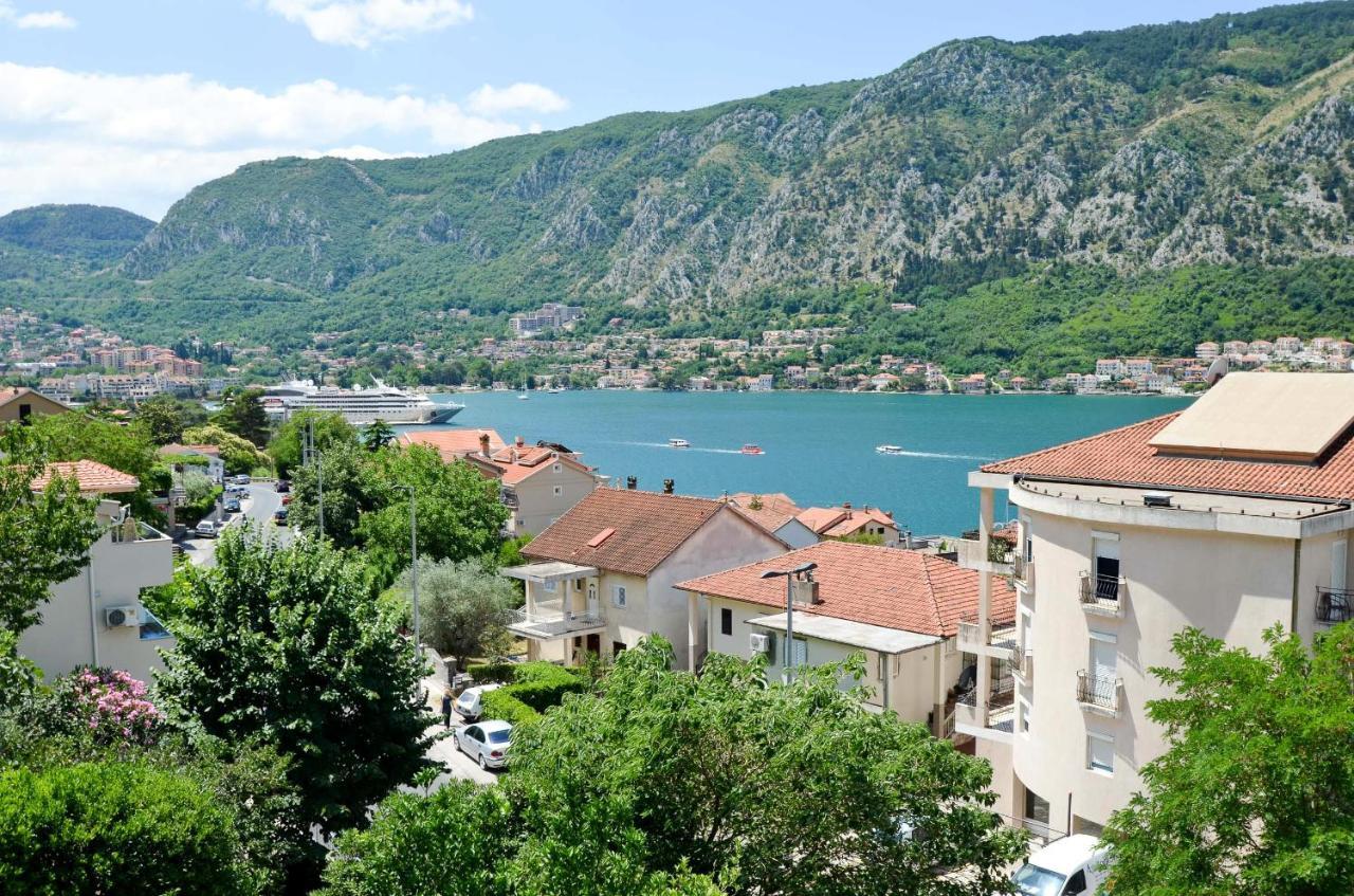 Bay View Apartments Kotor Exterior photo
