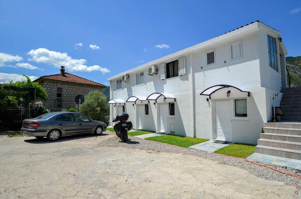 Bay View Apartments Kotor Exterior photo