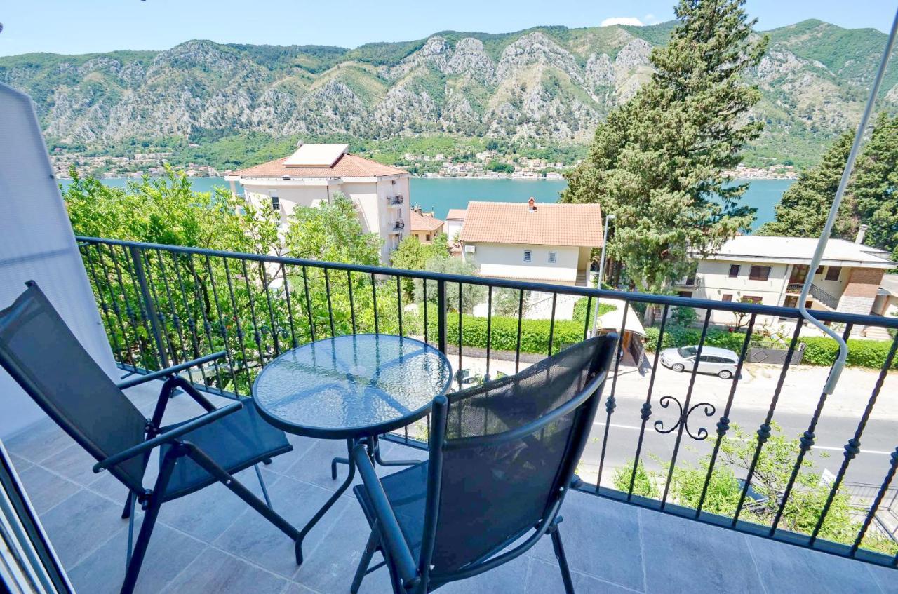 Bay View Apartments Kotor Exterior photo